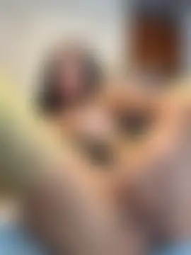 Pokój czatu na żywo – SQUIRTINGQUEEN11