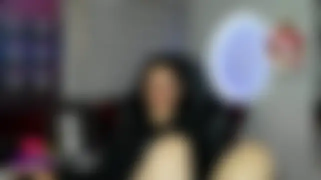 חדר צ'אט בשידור חי של natasha_logan_