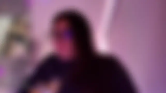 חדר צ'אט בשידור חי של Dreamboo__