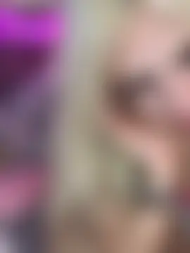 Steffi_Snowbunnyのライブチャットルーム