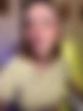 חדר צ'אט בשידור חי של chloe_rockss_