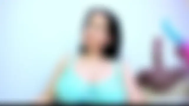 cami_hot_titsのライブチャットルーム