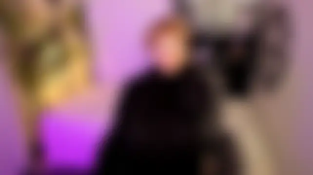 חדר צ'אט בשידור חי של Paris_Cherry