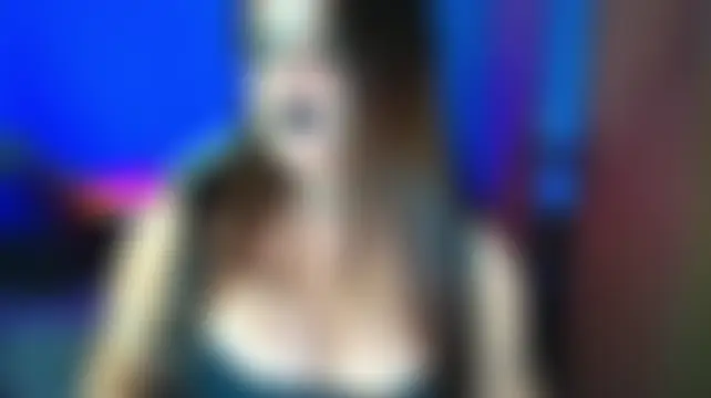 lola_chi – Naživo chatovacia miestnosť