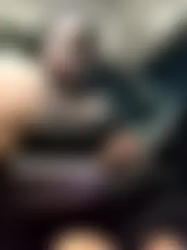 חדר צ'אט בשידור חי של BigBust90