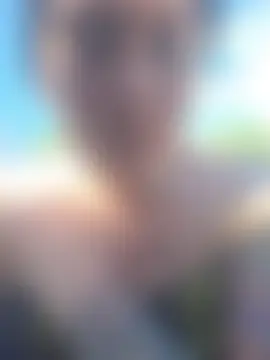 PinkTheHawk লাইভ চ্যাট রুম