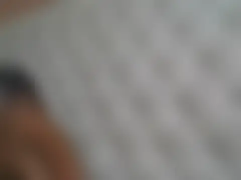 Онлайн чат naughtypetite1