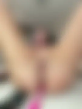Hott_Lolla Live Chatrum