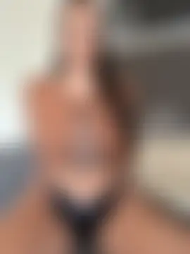 חדר צ'אט בשידור חי של EllaMae
