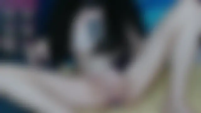 Yllmira – Naživo chatovacia miestnosť