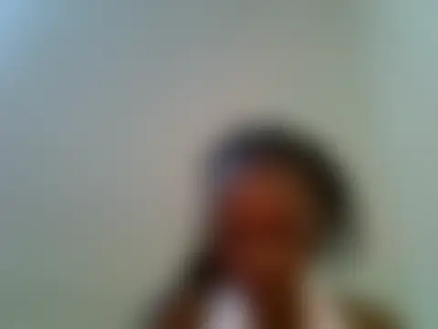 ebony_petite9 élő chatszobája