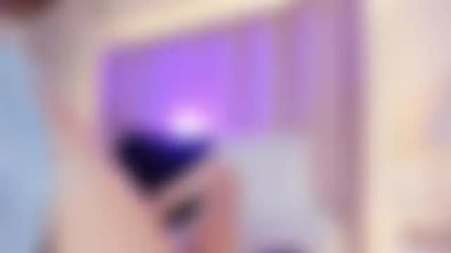 MeganBlue__ Live chatroom