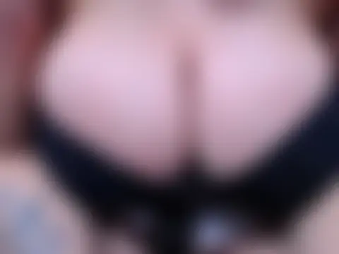 Biigg_xxx Chat Room in diretta