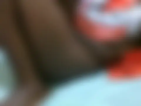 Sala de chat en directo de Freeky_cheeky254