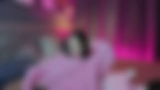 Lesi_Moonie01 élő chatszobája