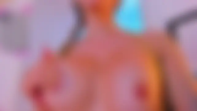 חדר צ'אט בשידור חי של FoxxTattoo