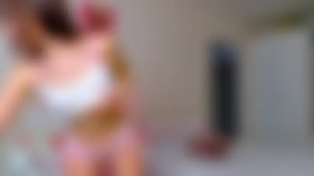 غرفة دردشة peachiee_ المباشرة