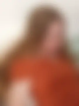 חדר צ'אט בשידור חי של ElaizaFlanagan