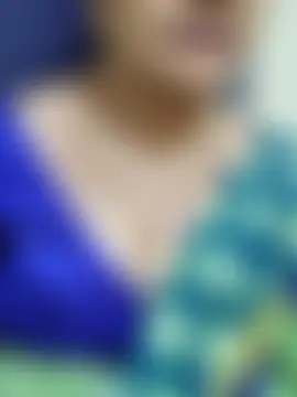 Raashi_15's Live Chat Room