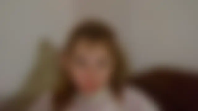 HornyElena's Live Chat Room