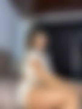 Alessandrabloom_ Live chatroom