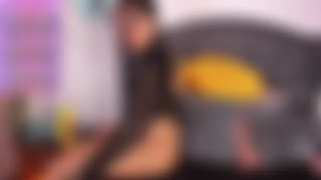 Živá chatovací místnost kendallhot7