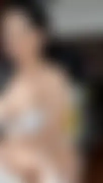 Emma_Hotkiss Adlı Modelin Canlı XXX Sohbeti
