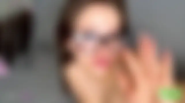 RebekahEifler 即時 XXX 聊天
