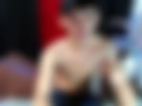 urhunky_boy Show in webcam