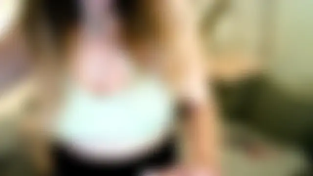 Chat +18 de MissPuschel ao vivo