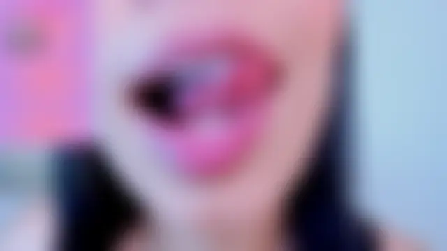 dominique_21's Live Webcam Chat