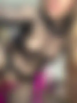 violettabond Adlı Modelin Canlı Sohbet Odası