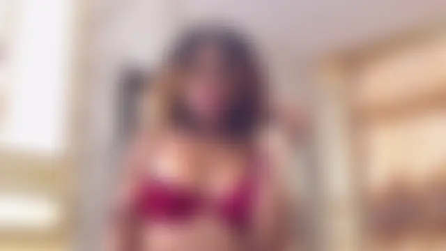 AmaraaEvans Adlı Modelin Canlı Sohbet Odası