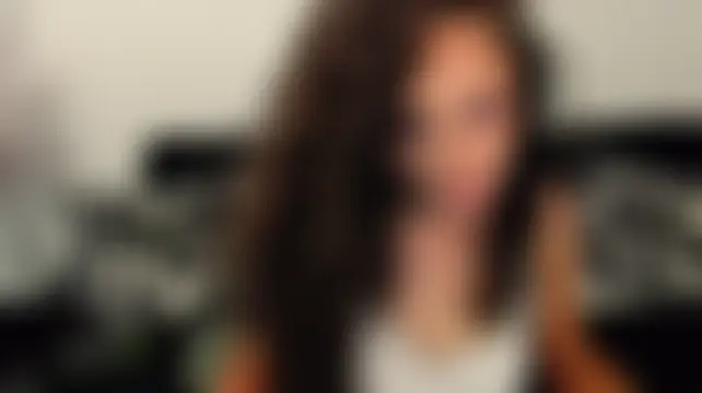 غرفة دردشة AkiraHayes المباشرة