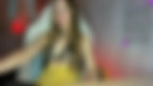 miss_ellixr's Live Chat Room