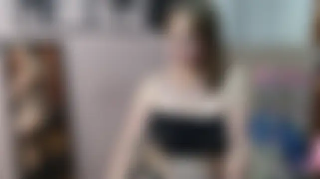 amara_rousse1 élő chatszobája