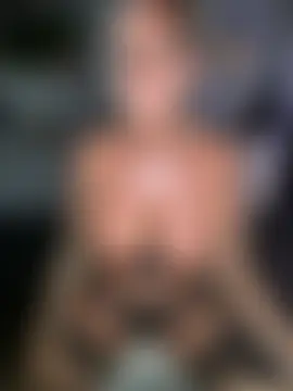 חדר צ'אט בשידור חי של Big-Tits696969