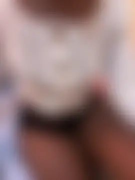 Živá chatovací místnost julietunderwoood