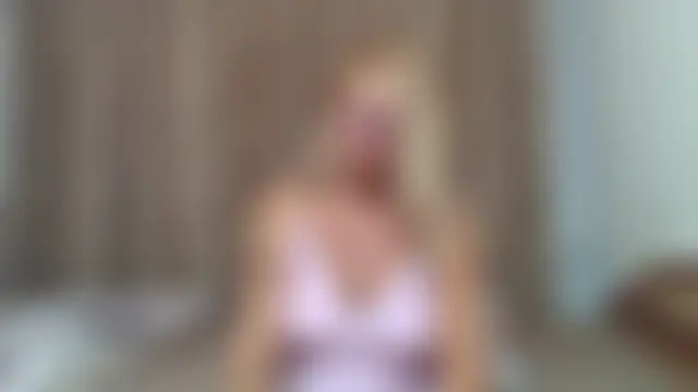 PussyEvely – Naživo chatovacia miestnosť