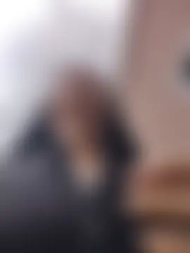 Astrid-- Live Chatraum