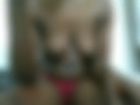 Chat soba uživo modela Theo_254
