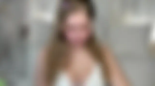 Megan_Violer – Naživo chatovacia miestnosť