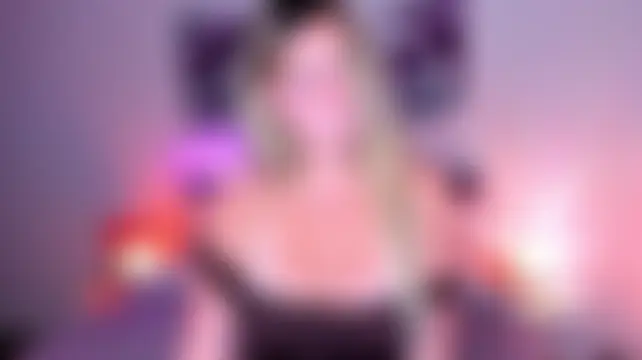 ZaraBloom Adlı Modelin Canlı XXX Sohbeti