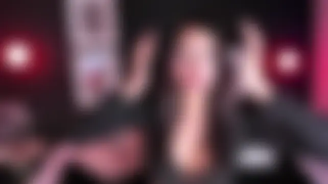 alison_ferrera_'s Live XXX Chat