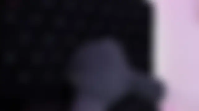 Samy_Velvet – Naživo chatovacia miestnosť