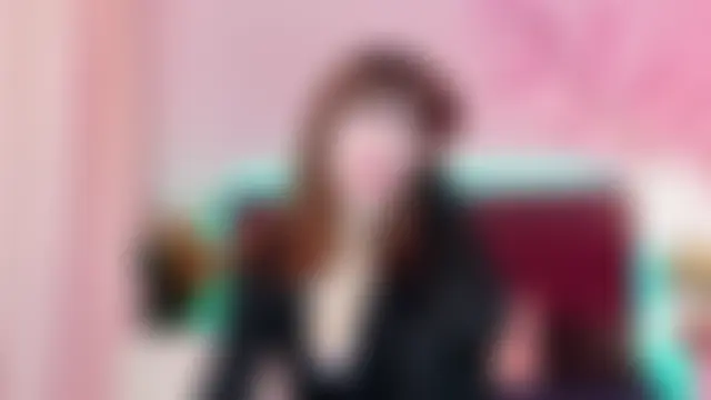 MilanaHottsのライブチャットルーム