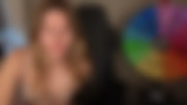 Lilly-Luscious live-chat rom