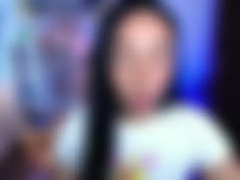 Amber_Morgan_1 Ruang Obrolan Langsung