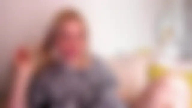 THE_GOLDEN_WOMAN – live chatrum