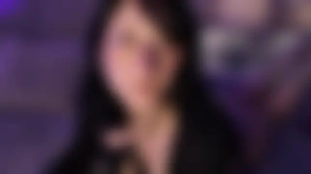Gea__ Adlı Modelin Canlı Sohbet Odası